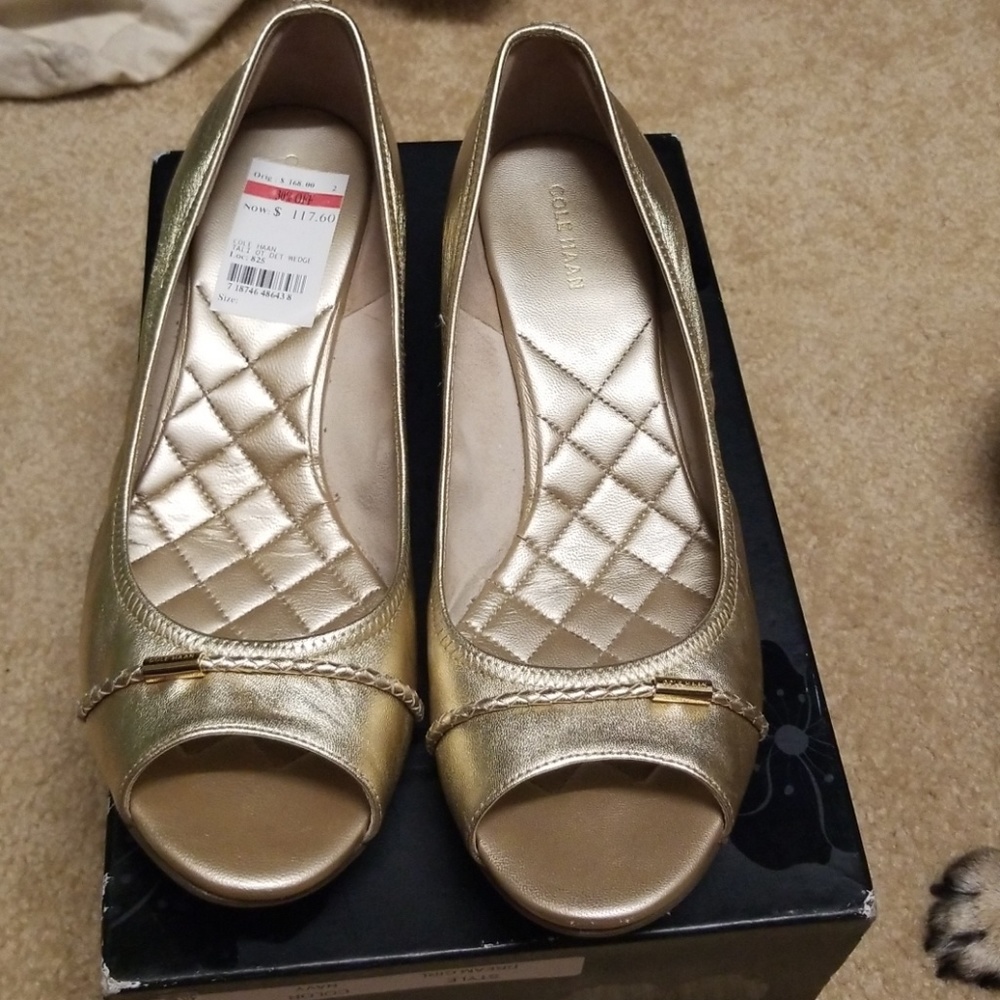 Cole Haan Gold Peep Toe Wedge Sandals sz 9.5